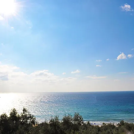 Pool With Panoramic View Apartamento