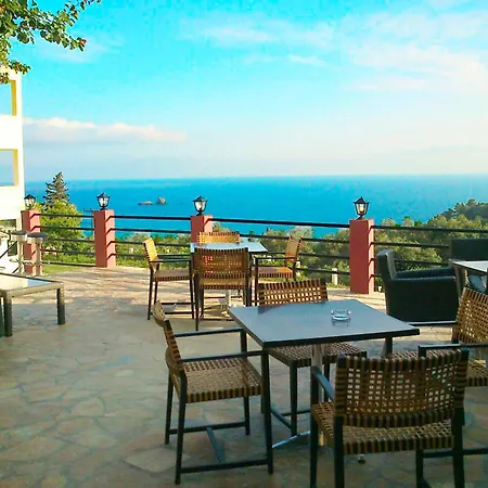 Pool With Panoramic View * פלקאס
